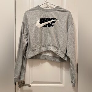Nike Women's Heather Gray Cropped Sweatshirt like new